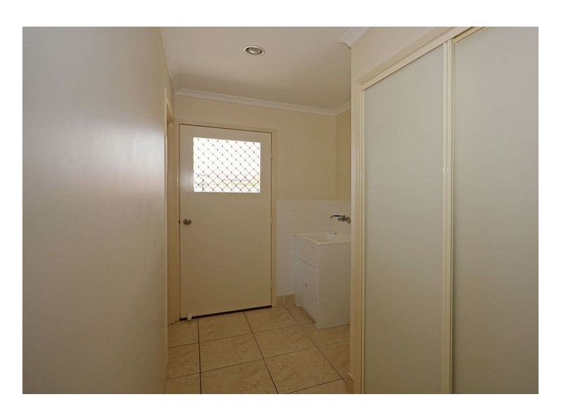 10 Pharlap Court, Point Vernon QLD 4655