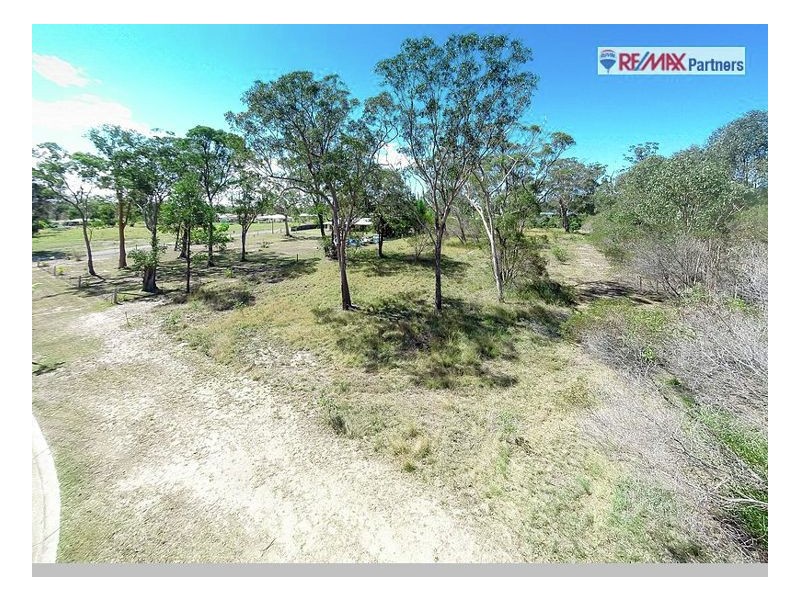 11 Oakes Drive, Burrum Heads QLD 4659