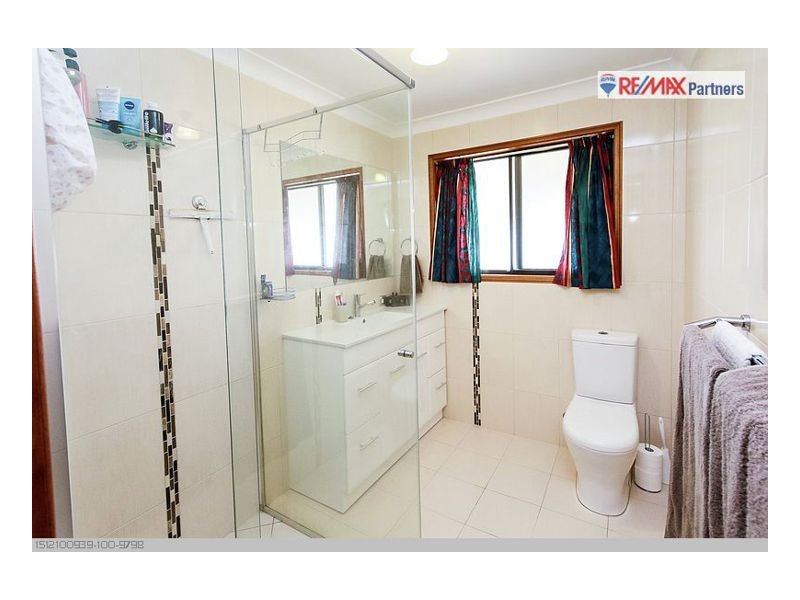 2 Tradewind Close, River Heads QLD 4655