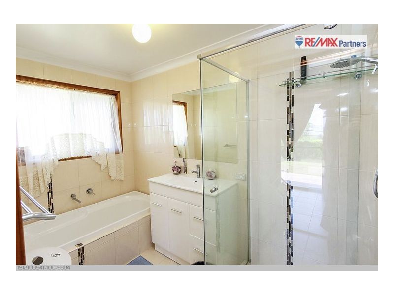 2 Tradewind Close, River Heads QLD 4655