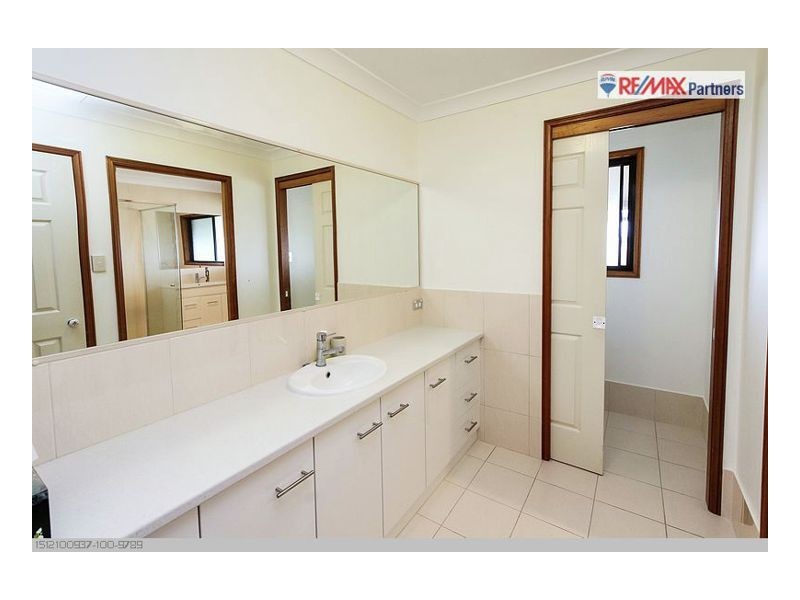 2 Tradewind Close, River Heads QLD 4655