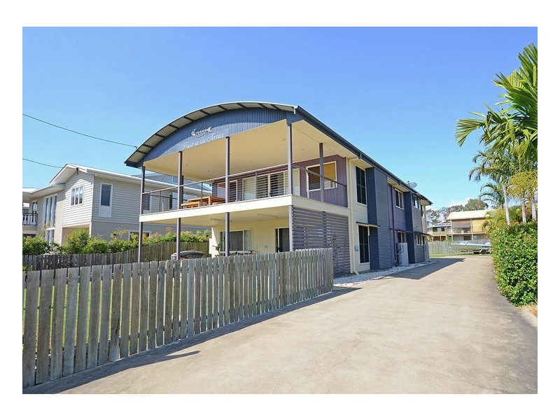 Unit 2 / 293 Torquay Terrace, Torquay QLD 4655