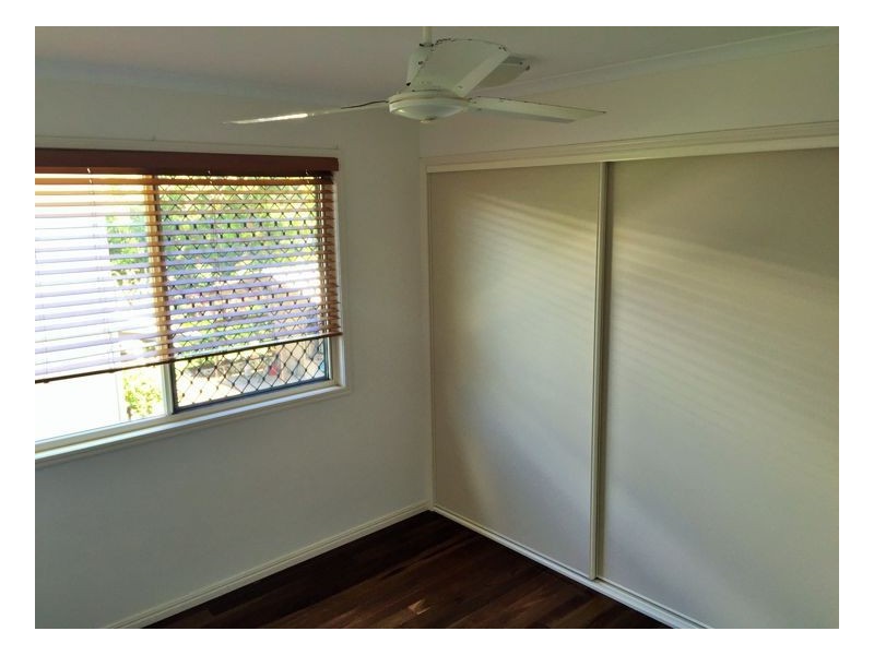 Unit 2 / 293 Torquay Terrace, Torquay QLD 4655