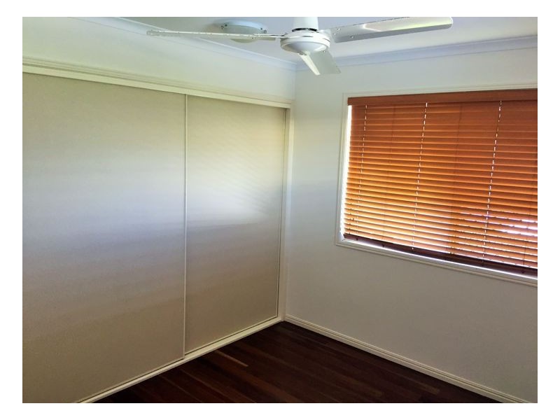 Unit 2 / 293 Torquay Terrace, Torquay QLD 4655