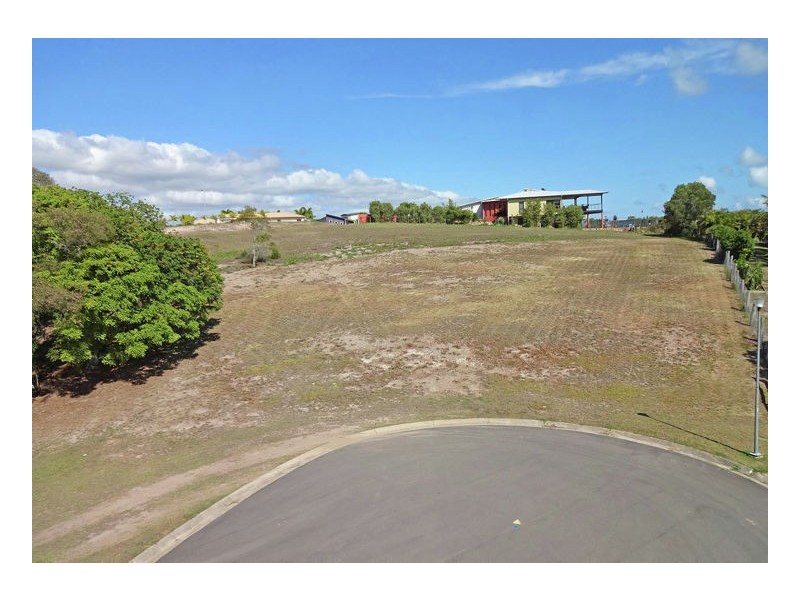 10 Rockyglen Ct, Craignish QLD 4655