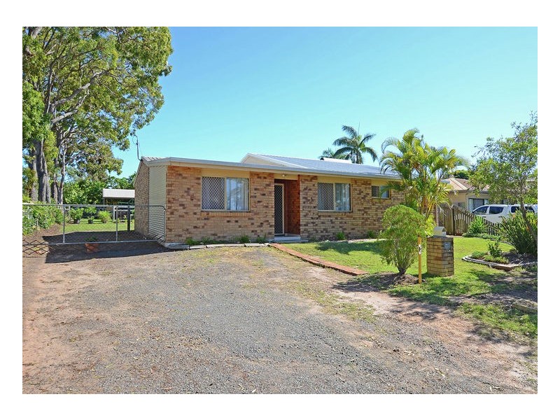 19 Pineapple Ave, Torquay QLD 4655