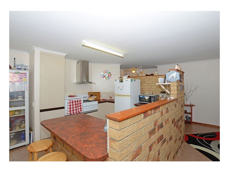 19 Pineapple Ave, Torquay QLD 4655