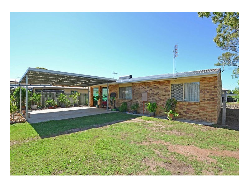 19 Pineapple Ave, Torquay QLD 4655