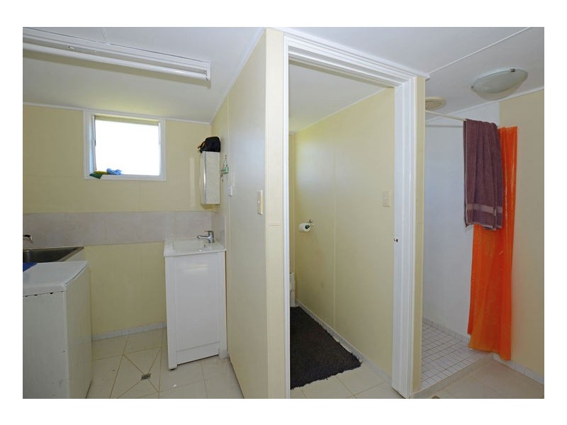 19 Pineapple Ave, Torquay QLD 4655