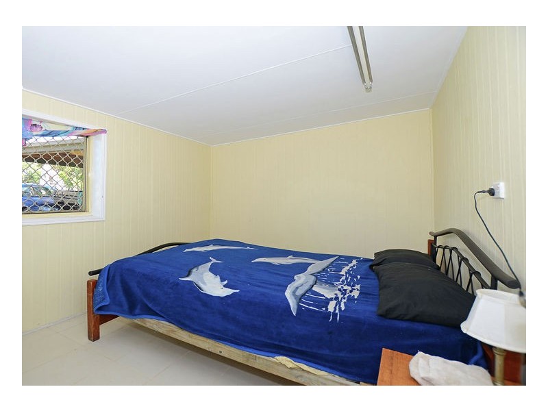 19 Pineapple Ave, Torquay QLD 4655