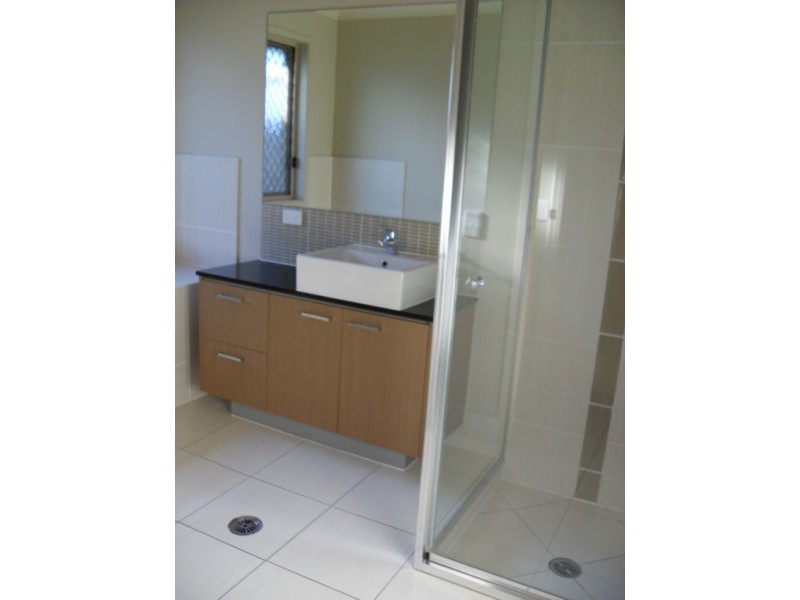 14 Fishburn Way, Eli Waters QLD 4655