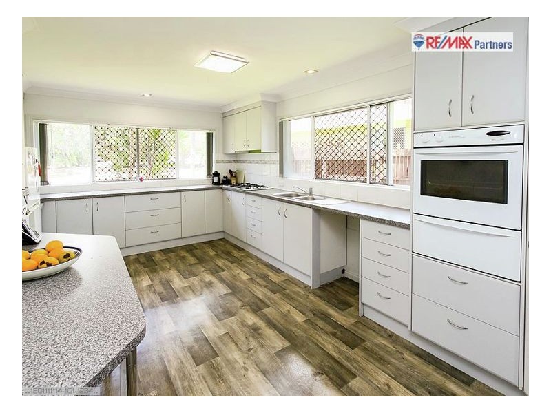 266 Torquay Tce, Torquay QLD 4655