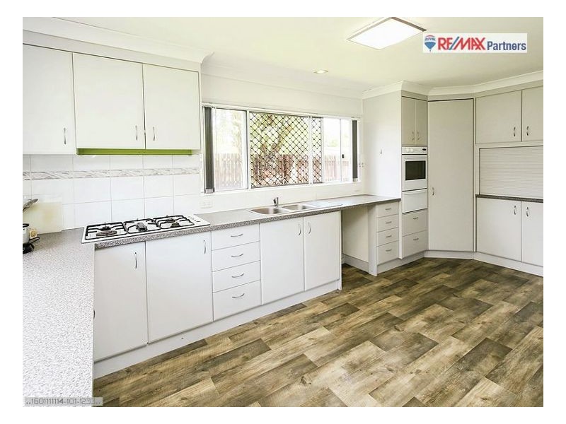 266 Torquay Tce, Torquay QLD 4655