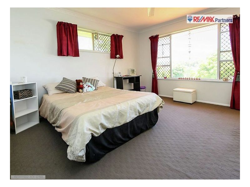 266 Torquay Tce, Torquay QLD 4655