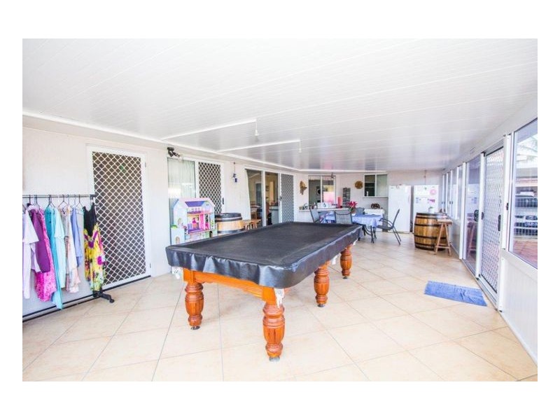 77 Ibis Blvd, Eli Waters QLD 4655