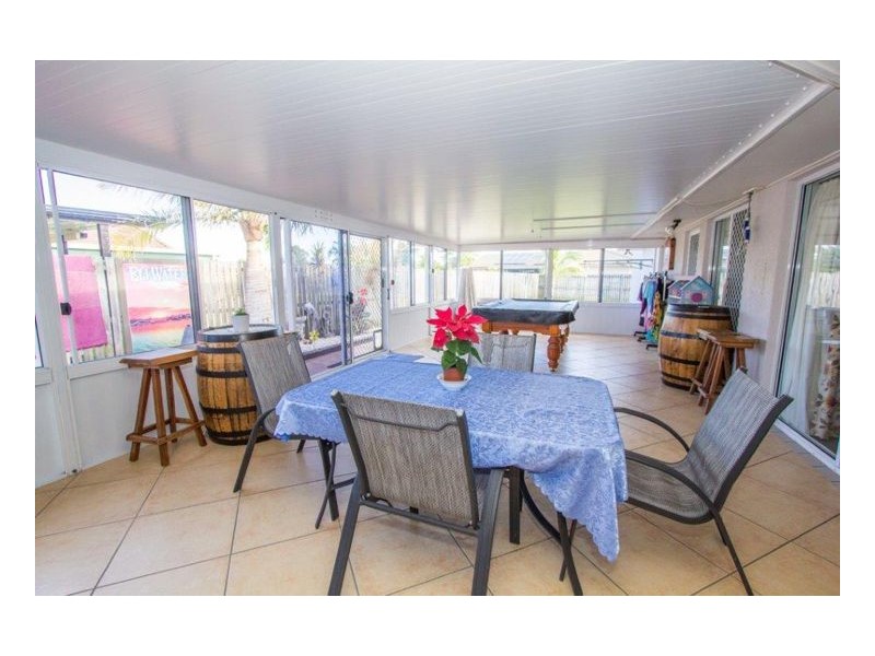 77 Ibis Blvd, Eli Waters QLD 4655