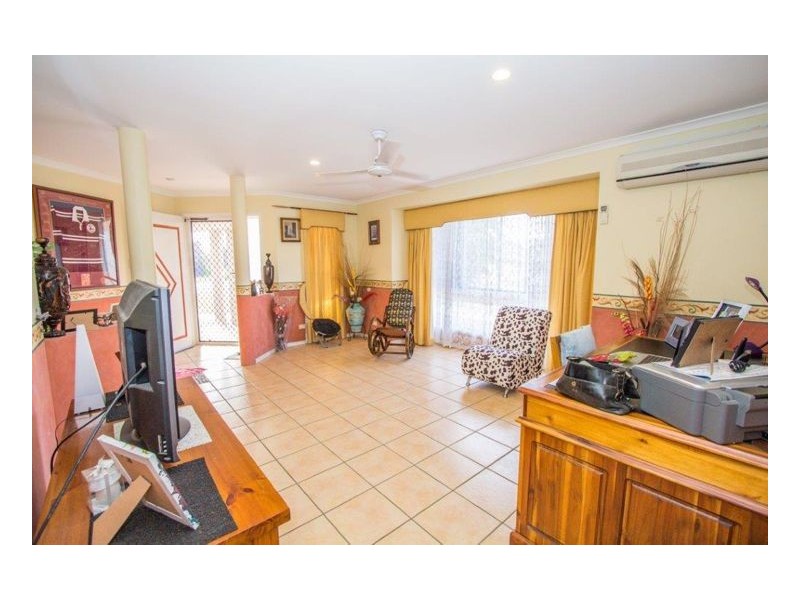 77 Ibis Blvd, Eli Waters QLD 4655