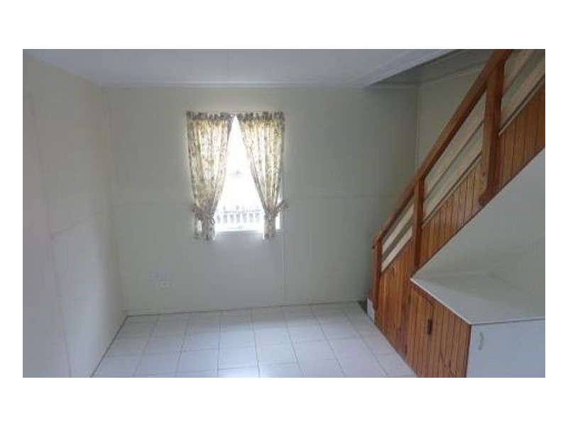 35 Stephenson Street, Pialba QLD 4655