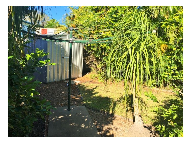 106 Denmans Camp Road, Torquay QLD 4655