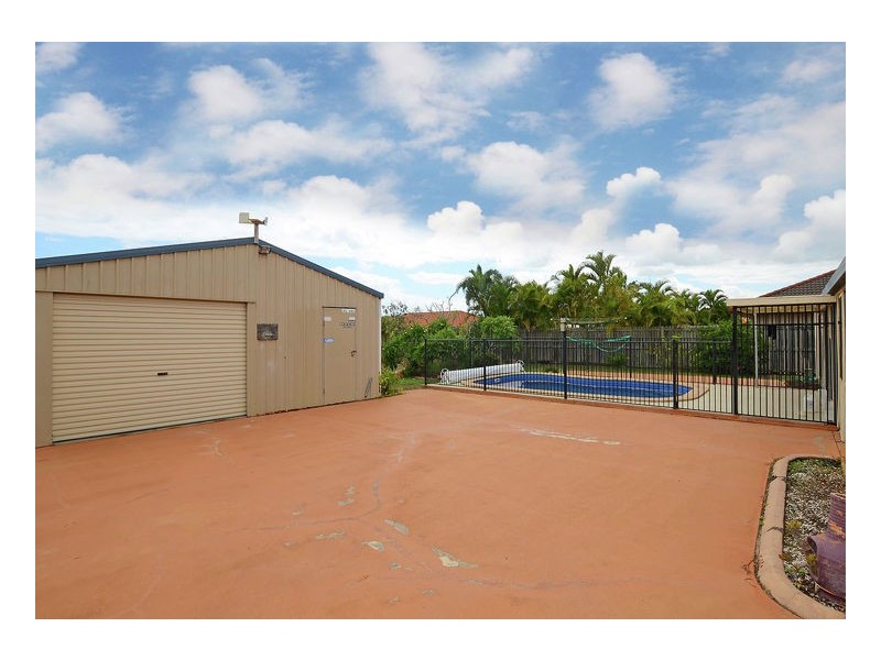 3 Whistler Court, Eli Waters QLD 4655