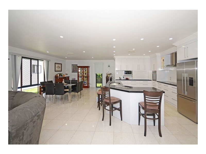 49 Rosedale Drive, Wondunna QLD 4655