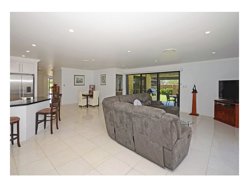 49 Rosedale Drive, Wondunna QLD 4655
