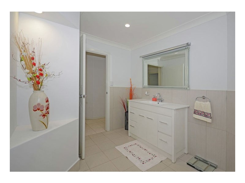 49 Rosedale Drive, Wondunna QLD 4655