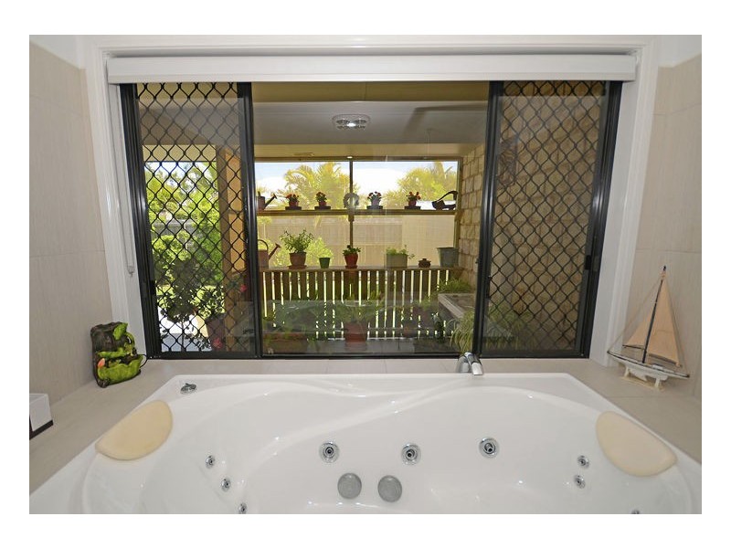 49 Rosedale Drive, Wondunna QLD 4655