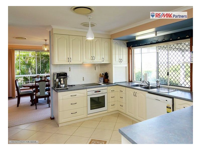37 Ocean Outlook, River Heads QLD 4655