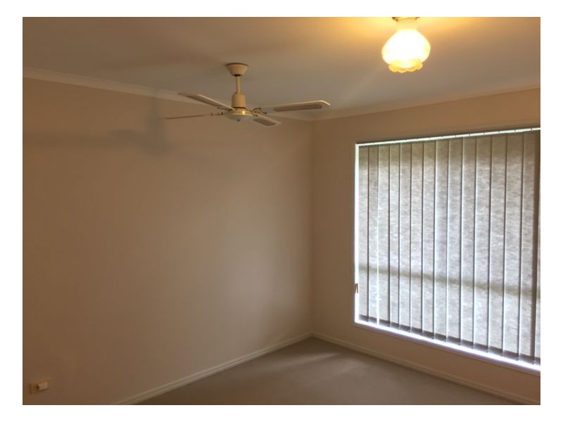 5 Laguna Court, Urangan QLD 4655