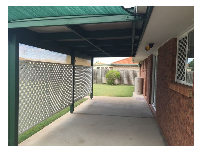 5 Laguna Court, Urangan QLD 4655