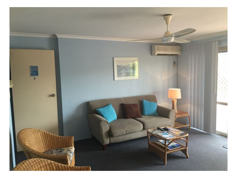 4/383 Esplanade, Torquay QLD 4655