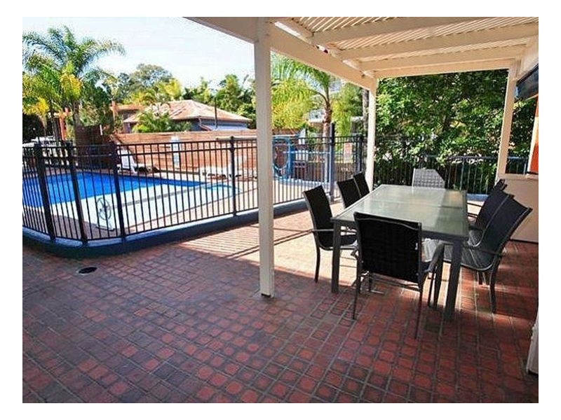 4/383 Esplanade, Torquay QLD 4655