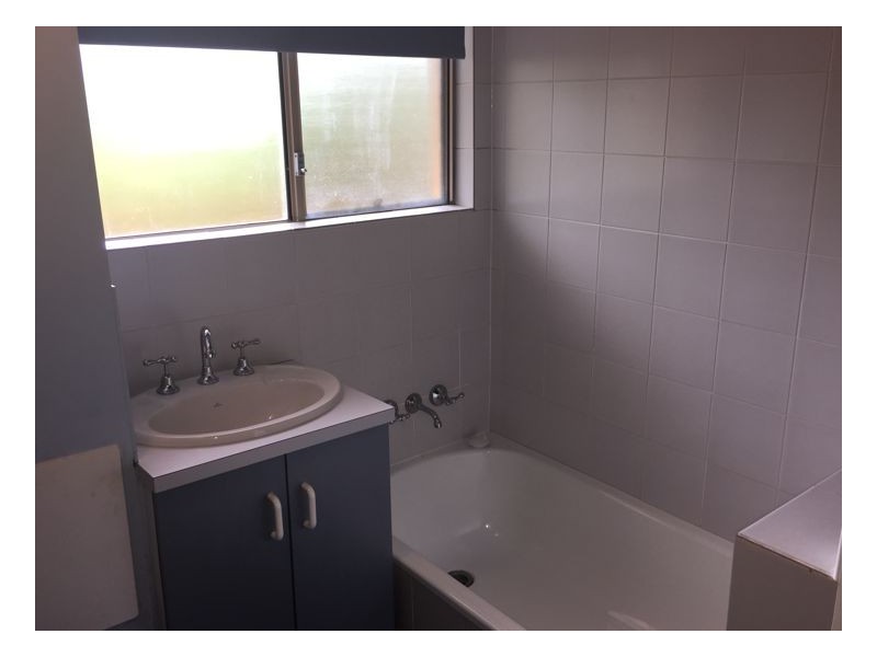 4/383 Esplanade, Torquay QLD 4655