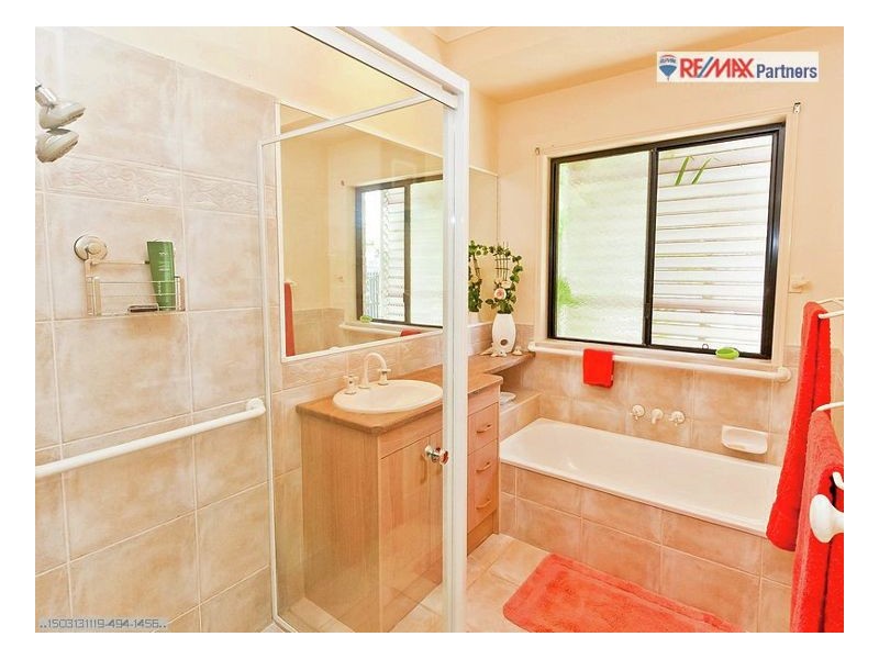 14-16 Lancewood Ct, Wondunna QLD 4655