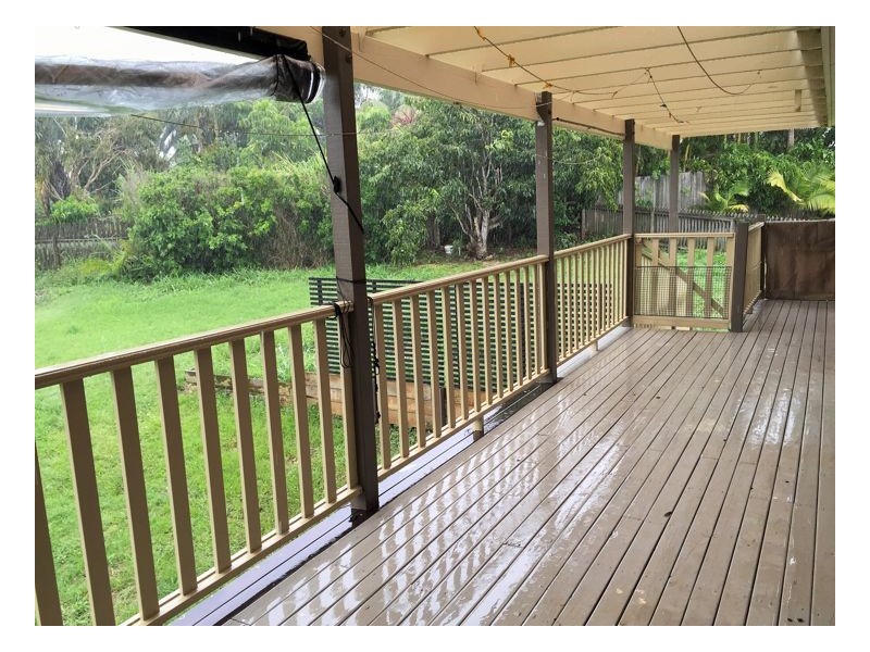 12 Crawford Drive, Dundowran QLD 4655