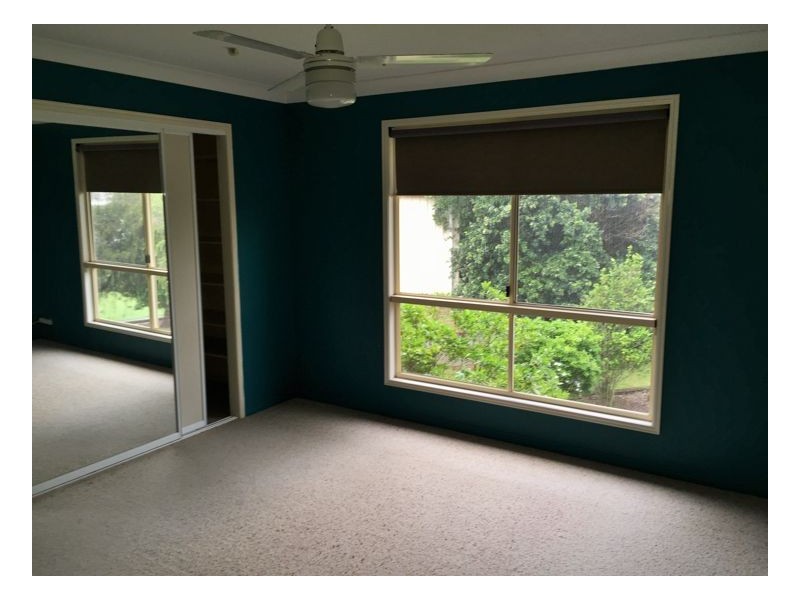 12 Crawford Drive, Dundowran QLD 4655