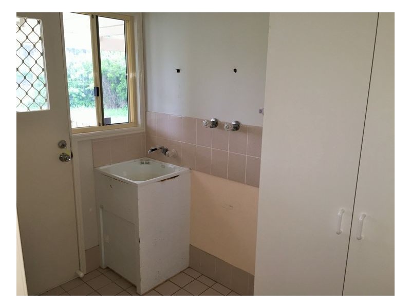 12 Crawford Drive, Dundowran QLD 4655