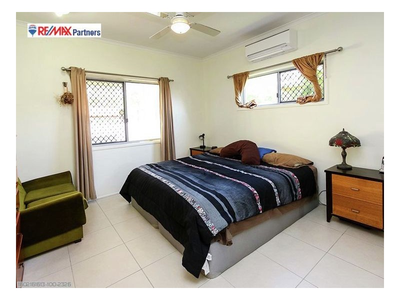 37 Bruce Street, Torquay QLD 4655