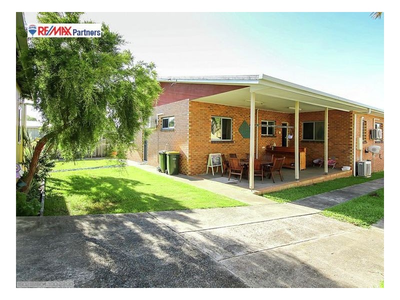 37 Bruce Street, Torquay QLD 4655