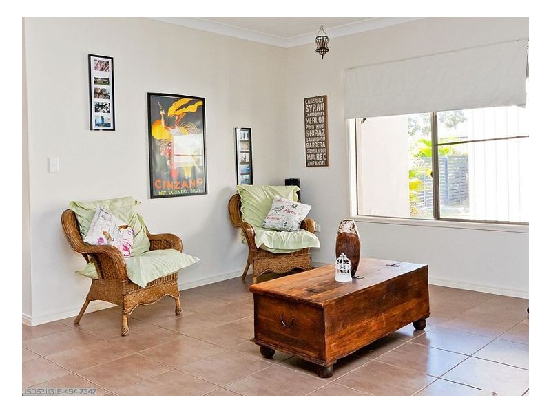 21 Heathland Ave, Wondunna QLD 4655