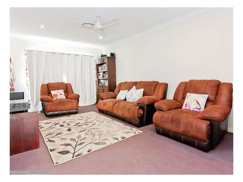 21 Heathland Ave, Wondunna QLD 4655