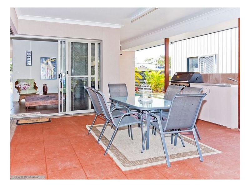 21 Heathland Ave, Wondunna QLD 4655