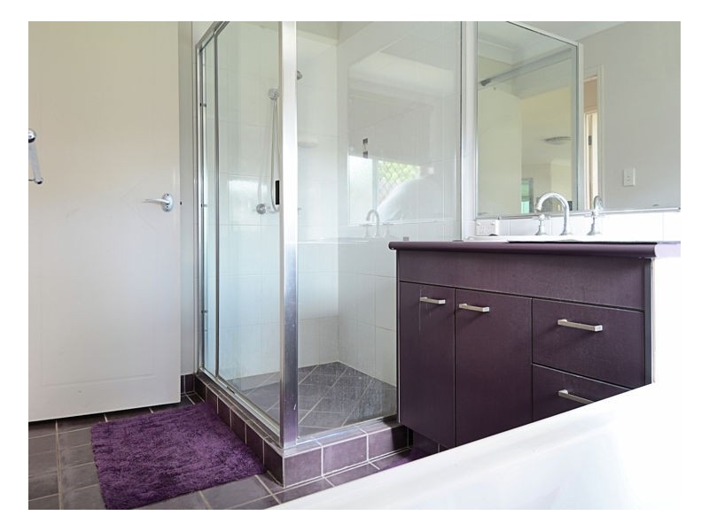 16 Beach Drive, Burrum Heads QLD 4659