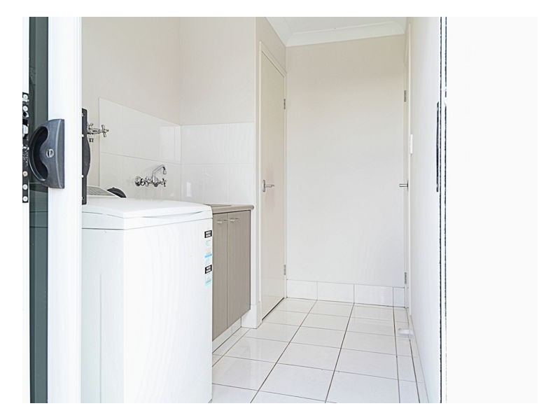 16 Beach Drive, Burrum Heads QLD 4659