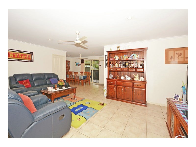 28 Gunsynd Way, Point Vernon QLD 4655