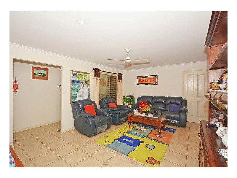 28 Gunsynd Way, Point Vernon QLD 4655
