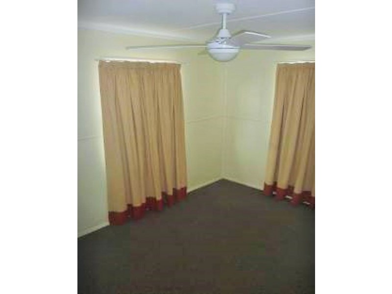 35 Stephenson Street, Pialba QLD 4655