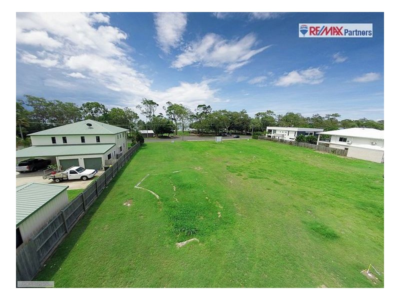 512 Charlton Esplanade, Urangan QLD 4655