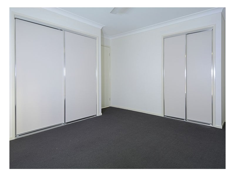 2/1 Lucas Drive, Burrum Heads QLD 4659